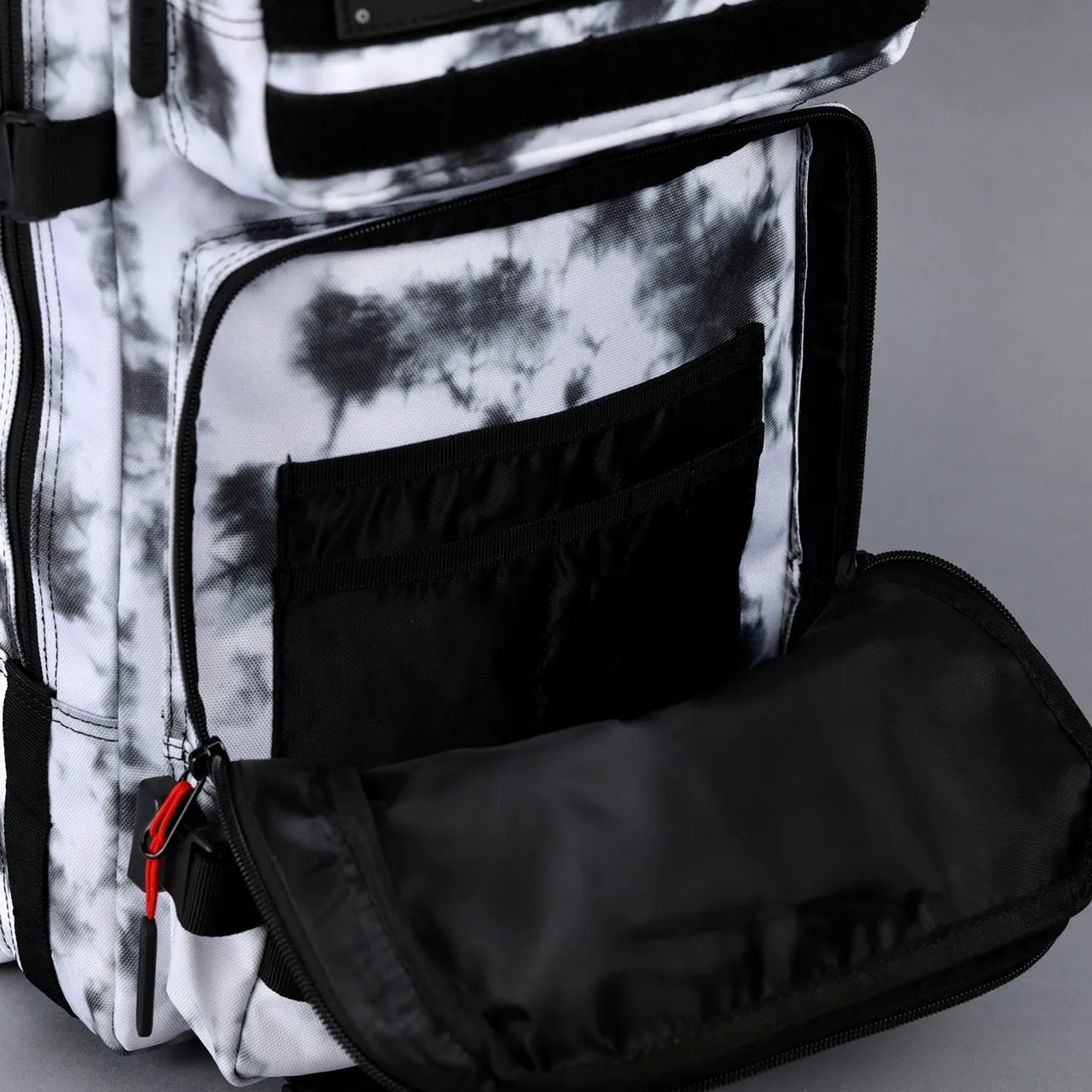 45L Backpack Timber Wolf Savage Red