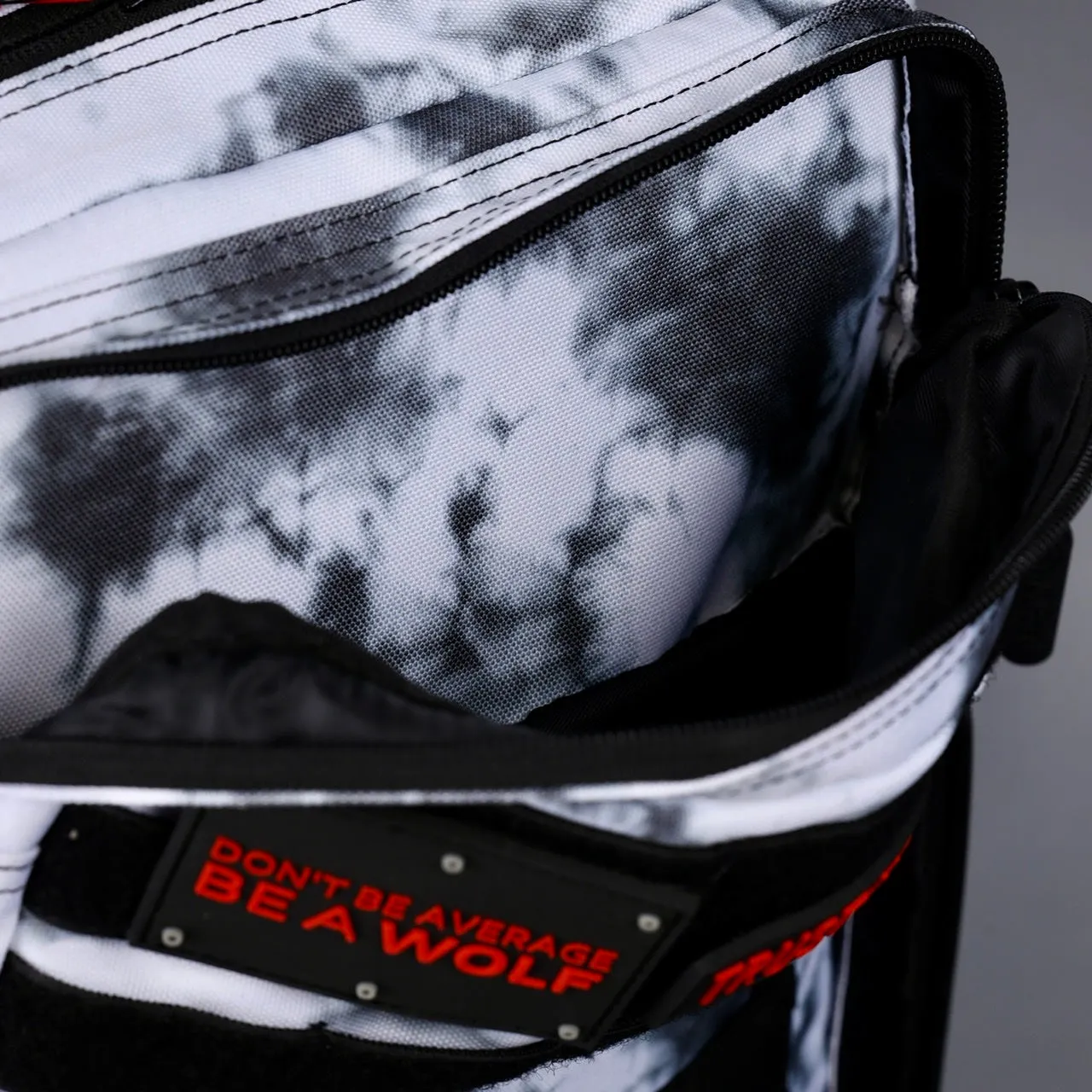 45L Backpack Timber Wolf Savage Red