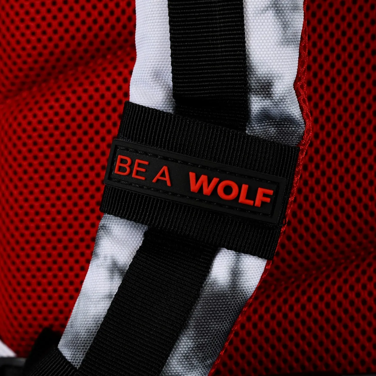 45L Backpack Timber Wolf Savage Red