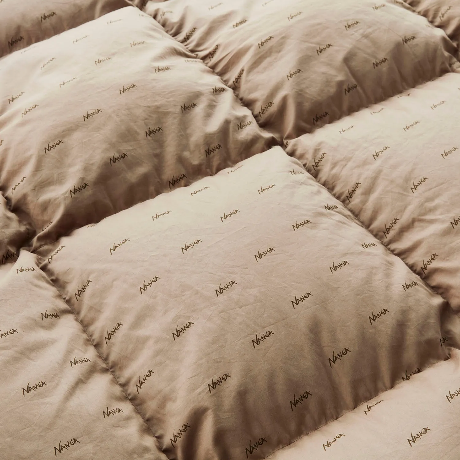 DOWN DUVET DOUBLE