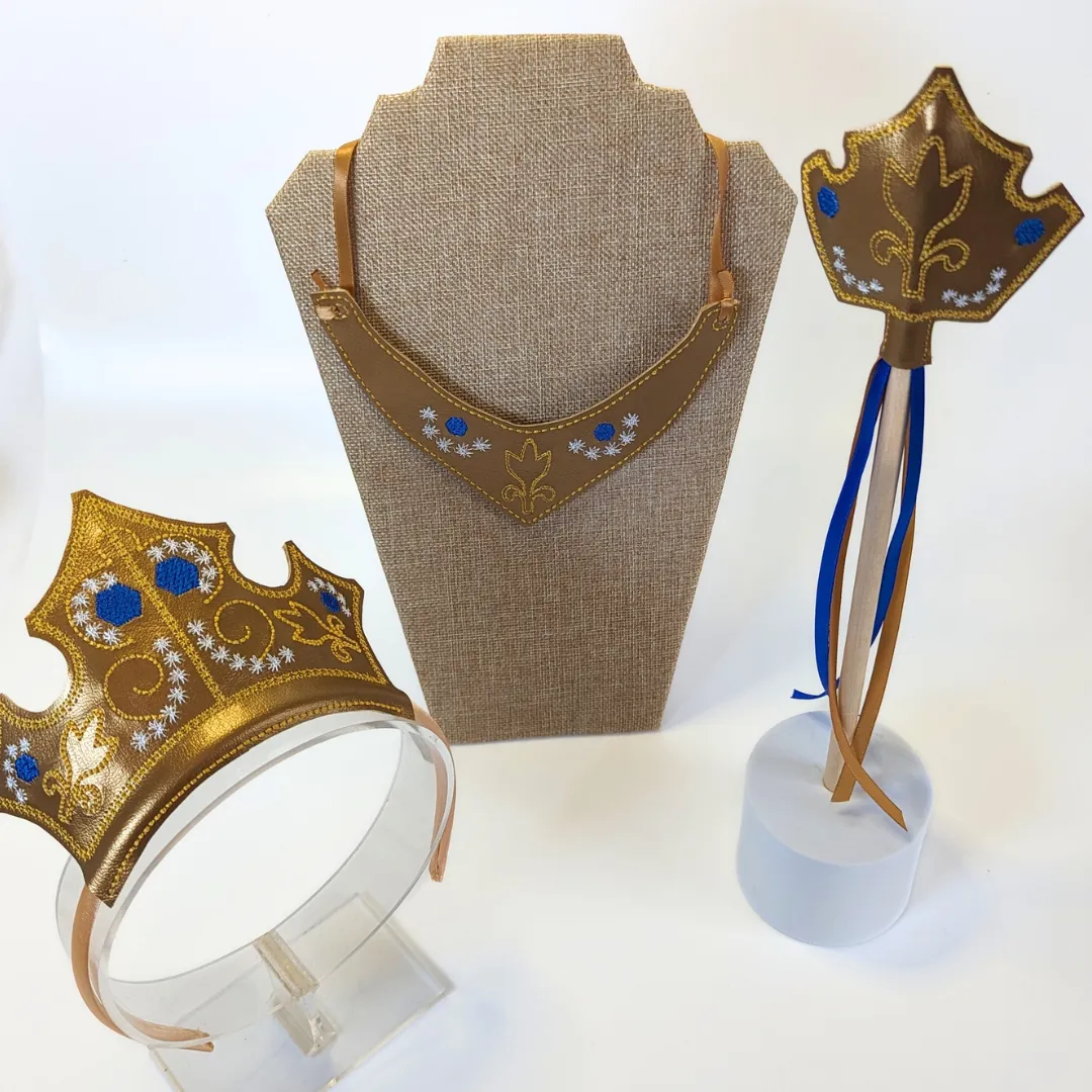 Sleeping Princess Necklace