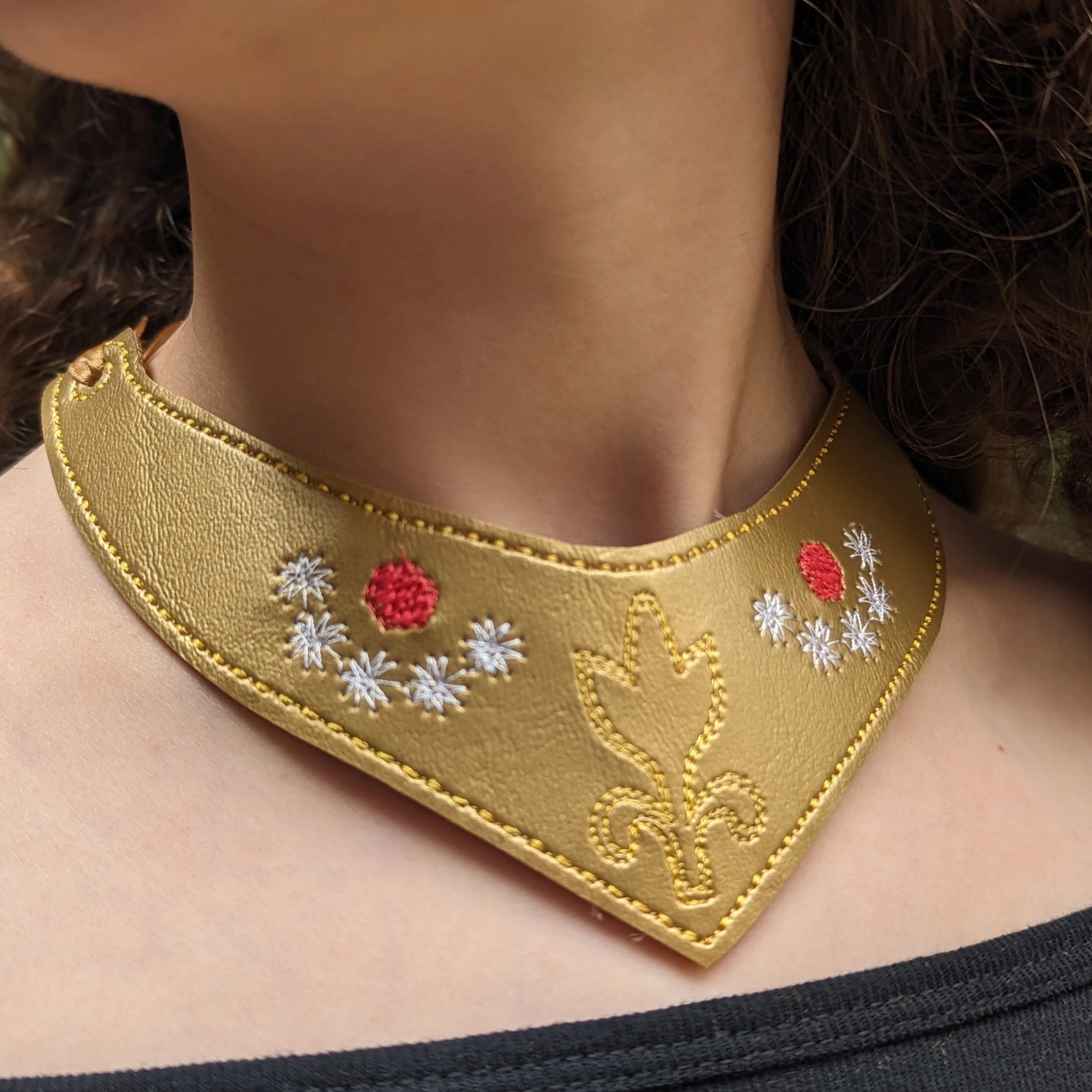 Sleeping Princess Necklace